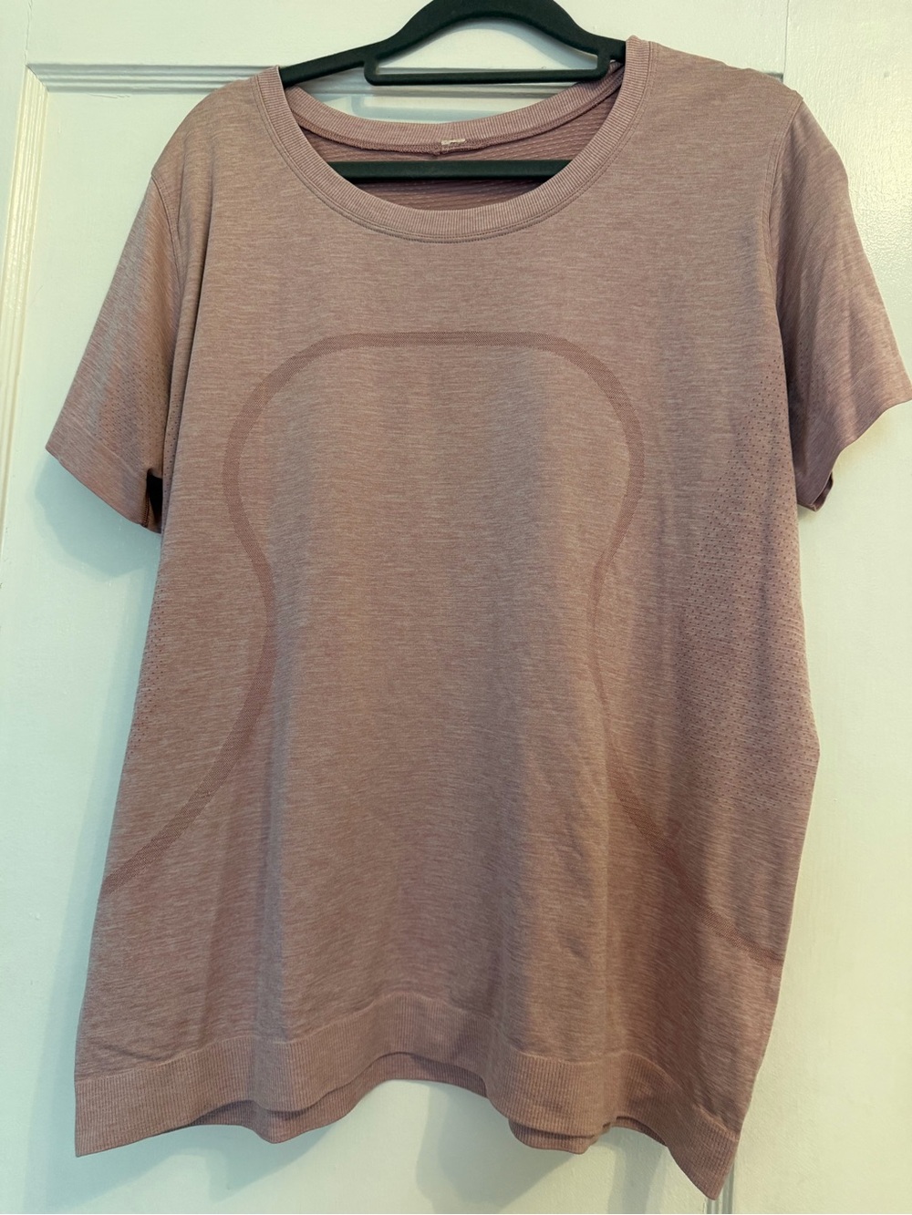 lululemon athletica Short Sleeve Tee in Dusty Rose
